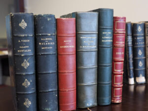 Quelques ouvrages classiques de psychiatrie moderne.